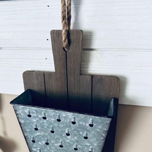 Farmhouse Galvanized Wooden Hanging Bin - Picture 3 of 6